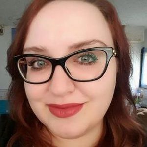 Meet your Posher, Gennifer